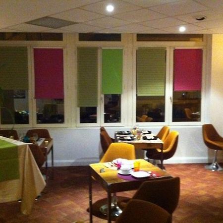 Hôtel de France Montmorillon Buitenkant foto